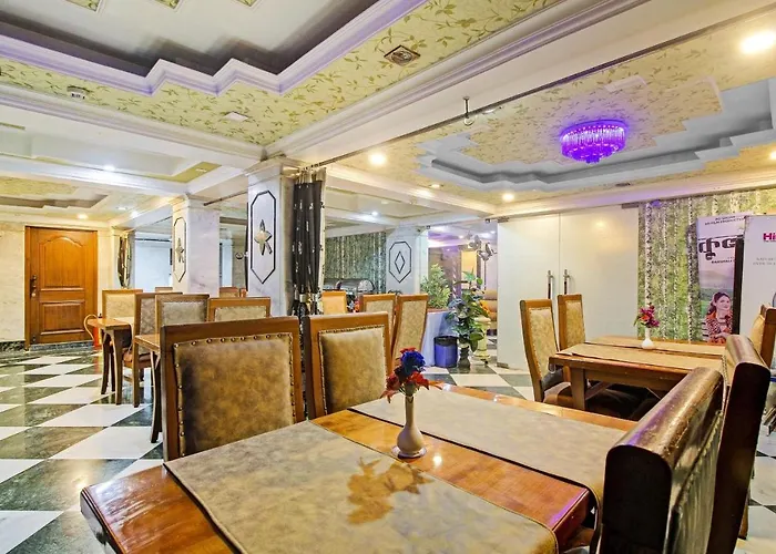 Oyo Townhouse 92944 Hotel Pan Asia International